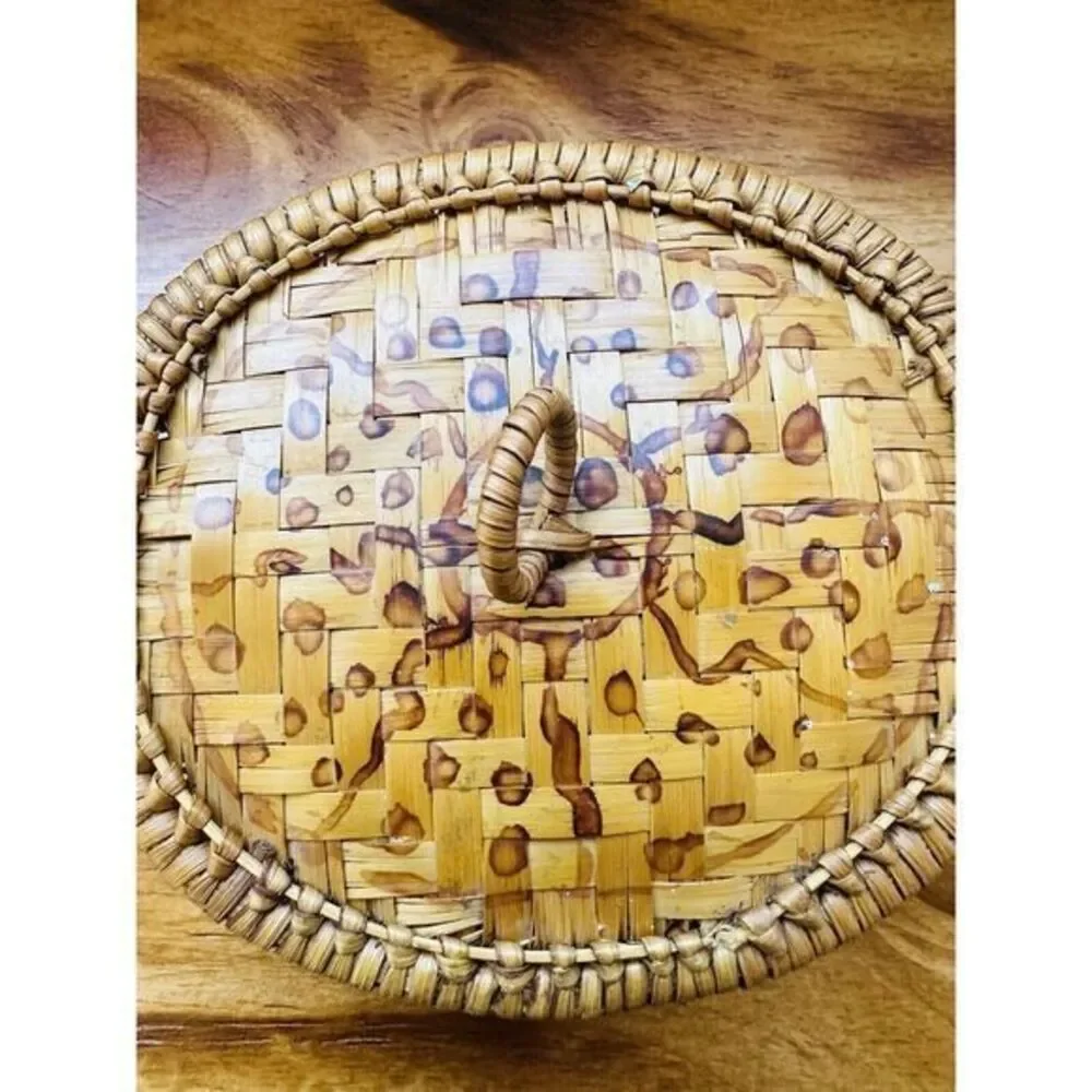 Rattan Turtle Armadillo Basket with Lid ‎ Decorative Box